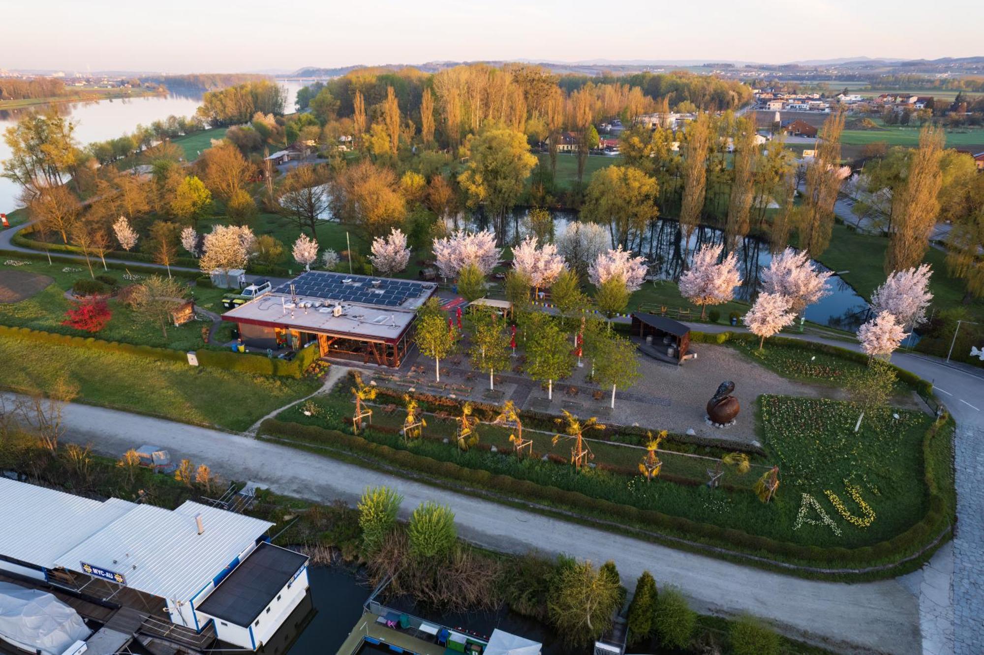 Camping & Pension Au An Der Donau Kültér fotó