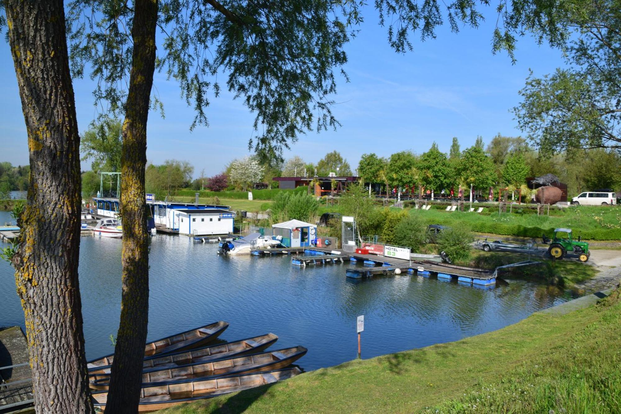 Camping & Pension Au An Der Donau Kültér fotó